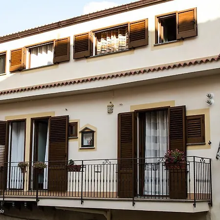 Bed & Breakfast La Collegiata *